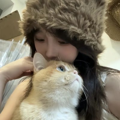 喧闹一家亲第一季 封面